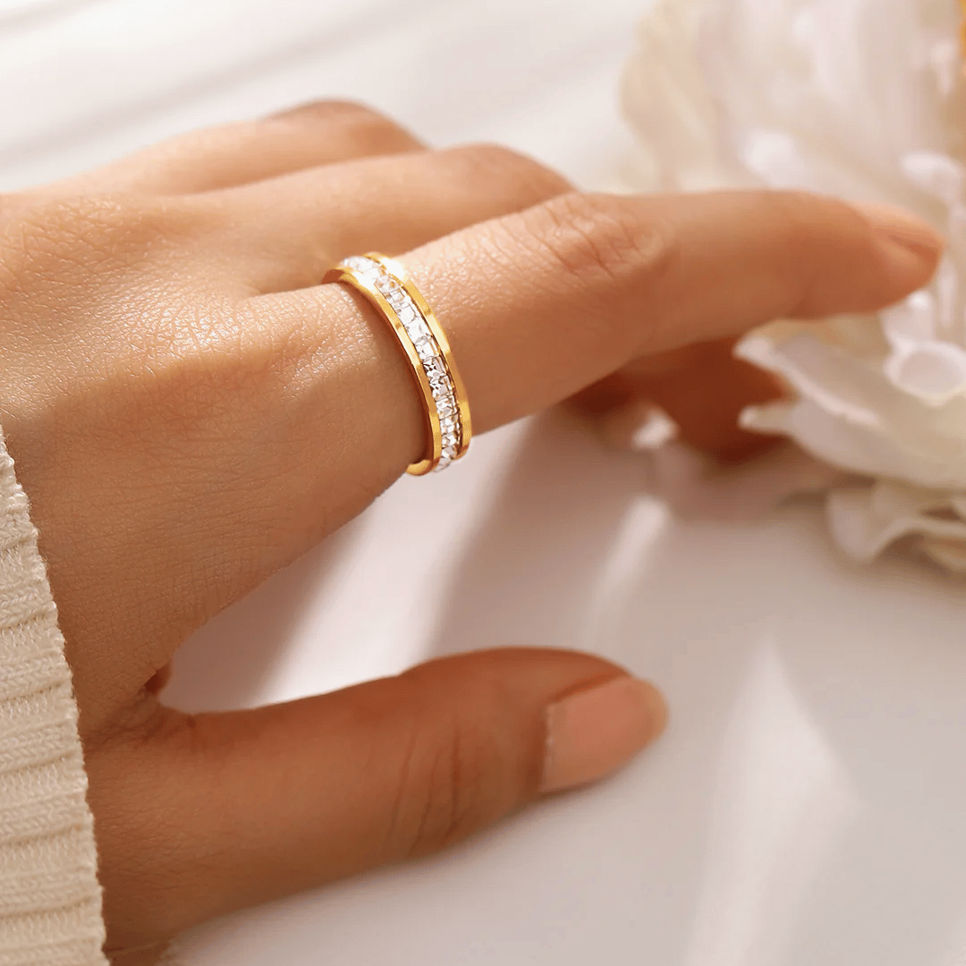 Noiré Ring